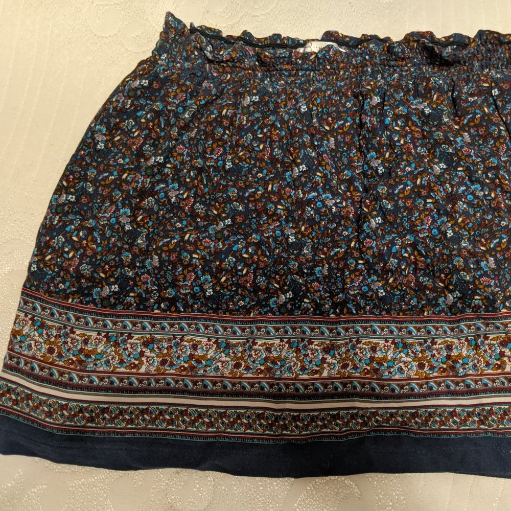 Charlotte Russe Blue Floral Skirt Size Medium